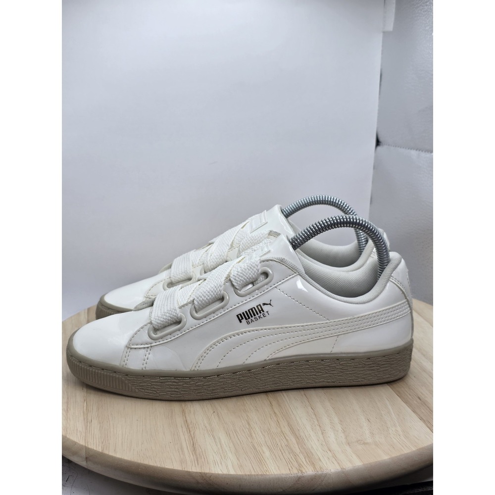 Womens Size 7.5 - PUMA‎ Basket Heart Patent White/Gum LNC Unworn 363073 06